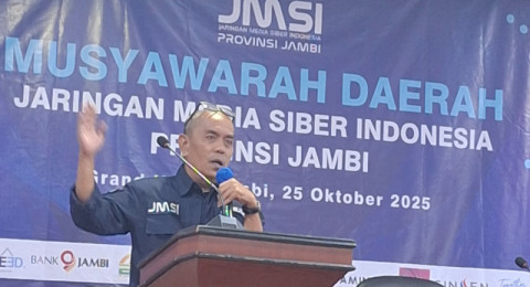 Jangan Panggil Ketua Lagi…