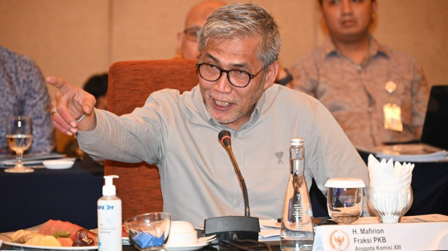 Legislator Riau Dorong Penguatan Regulasi dan Pengawasan Air Minum dalam Kemasan