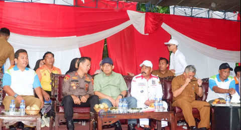 Bupati Muaro Jambi Resmi Buka Turnamen Bola Voli HUT ke-4 Club Angkasa Desa Jambi Tulo