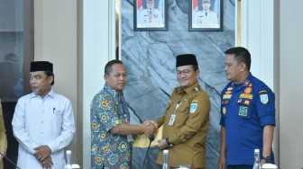 Pemkot Jambi Salurkan Rp35 Juta Bantuan bagi Korban Kebakaran dan Puting Beliung