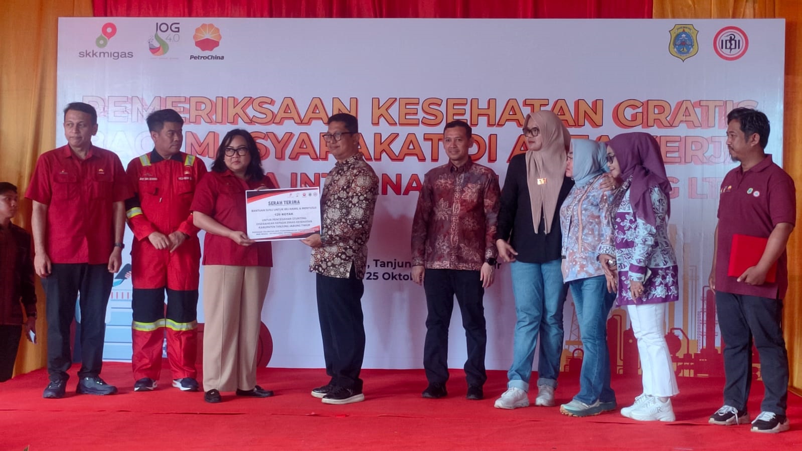 Sebanyak 230 warga dari 10 desa di Kecamatan Geragai dan Muara Sabak Barat memeriksakan kesehatannya | henrosta
