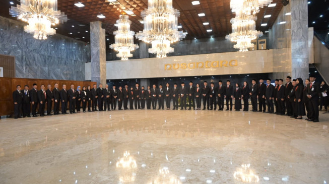 Lantik Pejabat Baru,  Sekjen DPR : Tekankan Integritas dan Evaluasi Kinerja ASN Parlemen