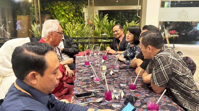 Wali Kota Jambi Jalin Dialog Strategis dengan Mantan PM Singapura