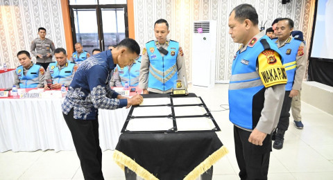 Polda Jambi Gelar Pakta Integritas dan Pengambilan Sumpah Casis Bintara Brimob 2025