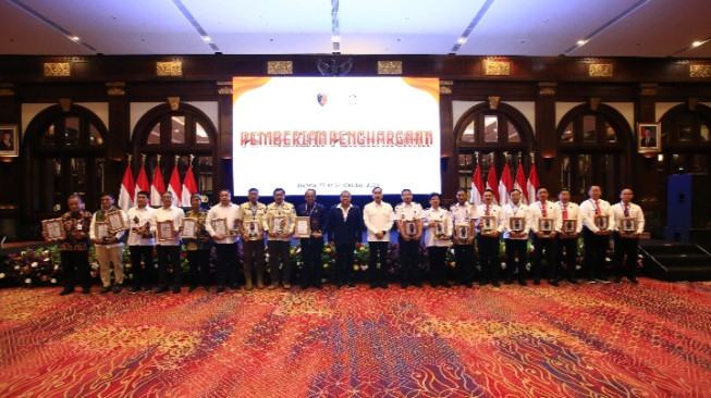 OJK Raih Penghargaan Kinerja Penegakan Hukum Sangat Baik dari Bareskrim Polri