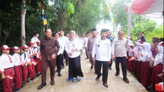 Bupati Muaro Jambi Dampingi Tim Kemendagri Verifikasi Desa Persiapan Kasang Tanjung Nangko