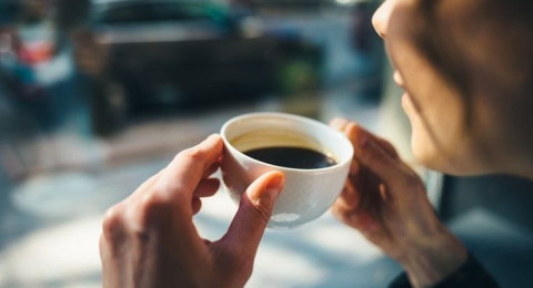 Waspada! Kebiasaan Minum Kopi yang Tanpa Disadari Bisa Mengganggu Kesehatan Jantung