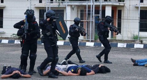 Ngeri..!! Baku Tembak di Terminal Cargo Bandara Sultan Thaha Jambi, 2 Tewas