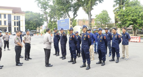 Wakapolda Jambi Lepas Tim Kesehatan Biddokkes untuk Bantu Korban Bencana di Aceh