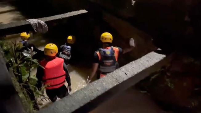 Bocah Main Hujan Diduga Hanyut di Drainase Sigasland