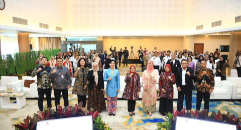 Peringati Hari Ibu, OJK Perkuat Literasi Keuangan Perempuan