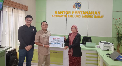 Dukung Transformasi Layanan Publik di BPN Tanjab Barat, SKK Migas - PetroChina Berikan Bantuan Fasilitas Kantor