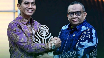 Fadhil Arief Raih Penghargaan Apresiasi Cita Daerah 2025