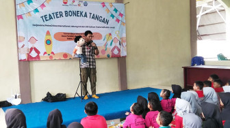 Dongeng Boneka Tangan Jadi Jembatan Literasi, SKK Migas–PetroChina Tanamkan Cinta Lingkungan Sejak Usia Dini