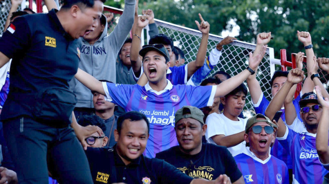 Tumbangkan Muaro Jambi 2-0, FC Koja Masuk Final Gubernur Cup 2026
