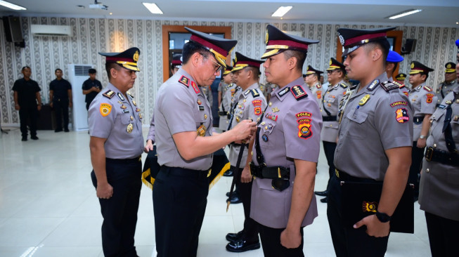 Kapolda Jambi Pimpin Sertijab Pejabat Utama dan Kapolres Jajaran