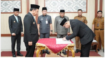 Bupati Muaro Jambi DR. Bambang Bayu Seno Lantik  10 Kepala OPD, Diknas Dijabat DR. Kasyful Iman.