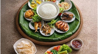 Kebersamaan Penuh Makna dengan Paket “Sedulang” di Swiss-Belhotel Jambi