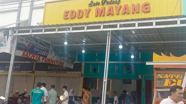 Sate Eddy Mayang Lebih Modern dan Mewah, Ada Nobar dan Full Music