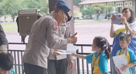 Preschool Field Trip TK Kurnia Global School, Murid Belajar Tugas Brimob di Satbrimob Polda Jambi