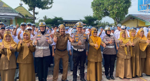 Ditlantas Polda Jambi Gencarkan Edukasi Keselamatan Lalu Lintas di Empat Sekolah, Kukuhkan Paskibraka hingga Cek Kendaraan Siswa