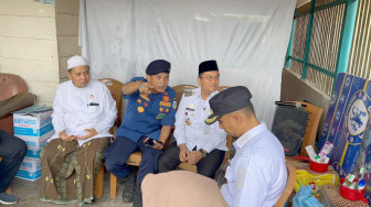 Wali Kota Jambi Serahkan Bantuan Korban Kebakaran di Solok Sipin