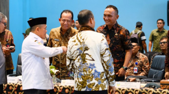 Komisi II DPR RI Reses di Jambi, Bupati Muaro Jambi Sampaikan Usulan BUMD