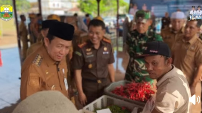 Pasar Murah Kejari Muaro Jambi, Bambang Bayu Suseno Beri Apresiasi.