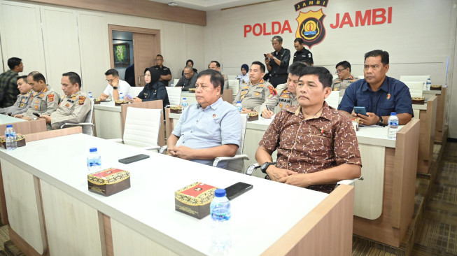 Polda Jambi Ikut Dialog Penguatan Internal Bahas Tantangan Hukum di Era AI