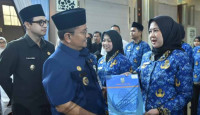 Serahkan SK PNS Baru, Wali Kota Maulana Ingatkan Amanah dan Proses Seleksi Murni