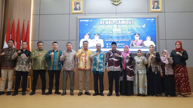 Bupati Anwar Sadat Sambut Kedatangan Kajari Baru