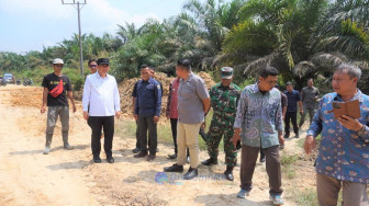 Jalan Rusak di Desa Marga Manunggal Jaya Mulai Diperbaiki, Bupati Muaro Jambi Instruksikan Penanganan Cepat