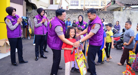 Biro SDM Polda Jambi Berikan Support Psikologi kepada Keluarga Korban