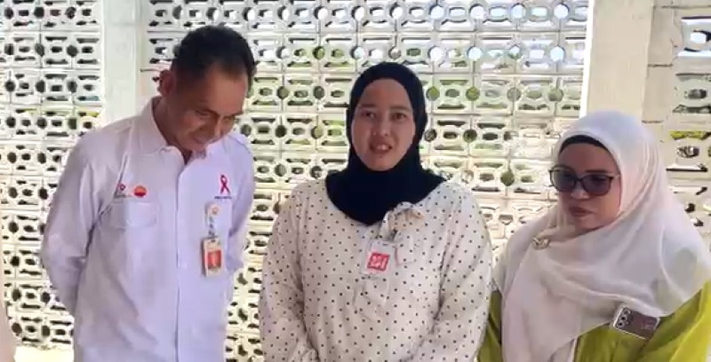 Putri Ramona, pemilik Rumah Makan Dzikri | foto : pcjl