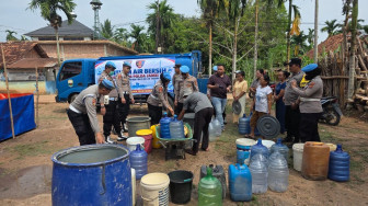 HUT Propam Polri 2026, Bid Propam Polda Jambi Salurkan 10.000 Liter Air Bersih untuk Warga Tangkit
