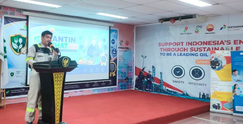 Seminar dibuka Sr. Medical Officer PetroChina International Jabung Ltd, dr. William Aditya | foto : henrosta