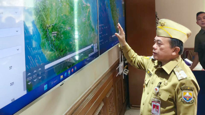 Terkuncinya Arah Angin dan Jarak Pandang Buruk Kendala Utama Pemadaman Karhutla di Jambi