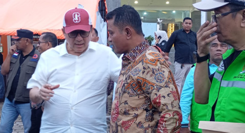 Tinjau Lokasi Banjir Solok, Irman Gusman Dorong Penyusunan “The New Master Plan
