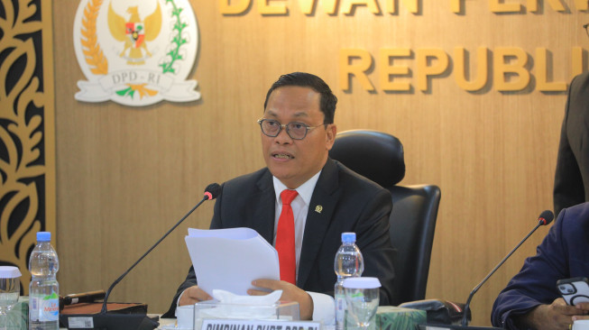 Hasan Basri Minta Pemerintah Pusat Ambil Alih Penanganan Karhutla Kalimantan