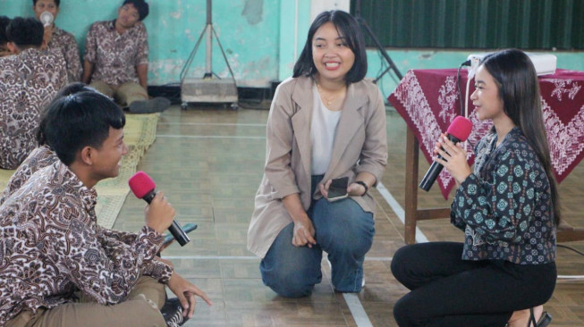 Senator R.A. Yashinta Dorong Pelajar DIY Melek Politik dan Bijak Kelola Sampah Elektronik