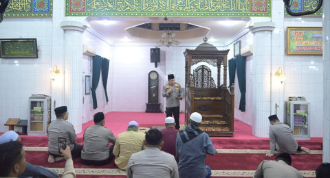 Subuh Keliling di Masjid Jami Ass’adah, Kapolda Jambi Ajak Masyarakat Jaga Kamtibmas